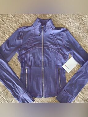 Luluemon cropped define jacket